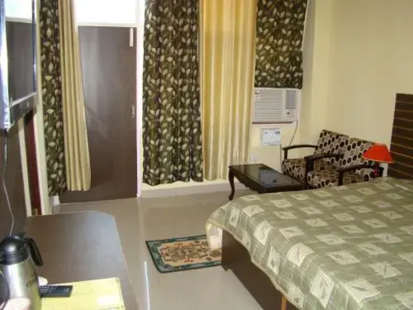 Munish Resorts
