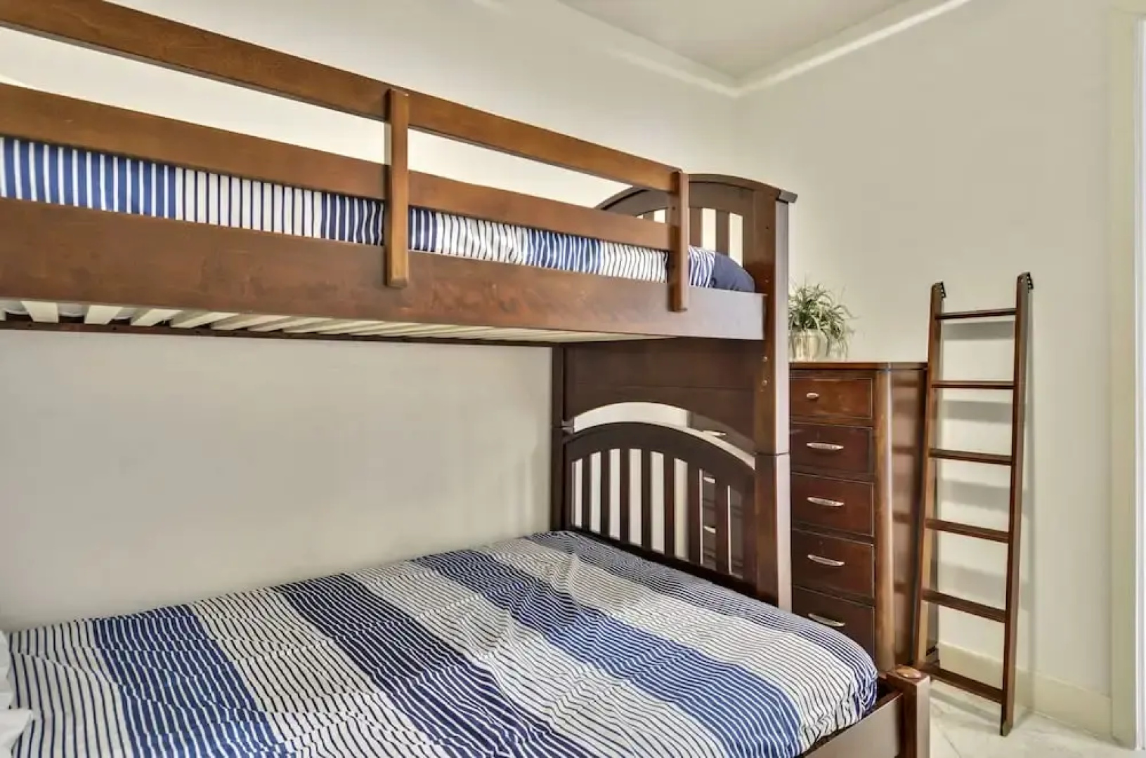 Diamond Beach 312 - Island Jewel