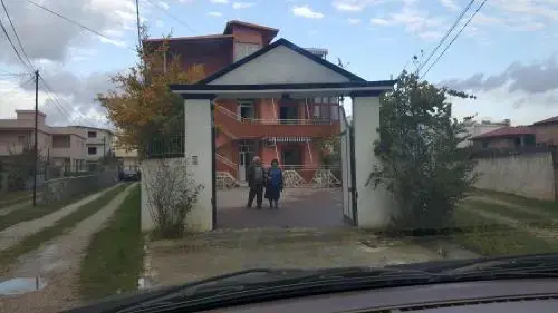 Dhoma Dhe Garsonjere