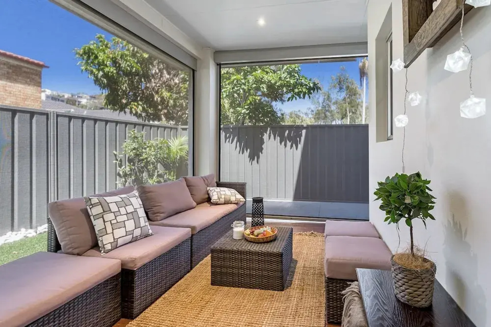 Sandy Point Road, 7A