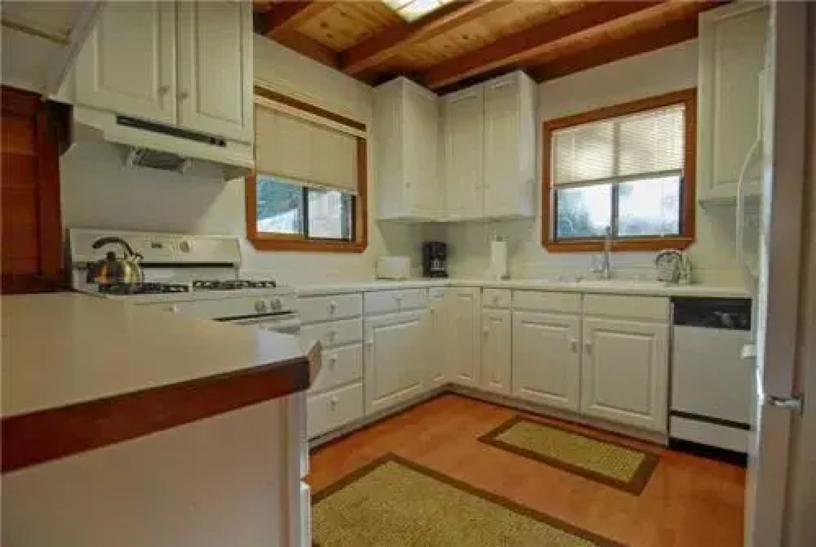 Lewis Ave Lodge - 3 Br Home