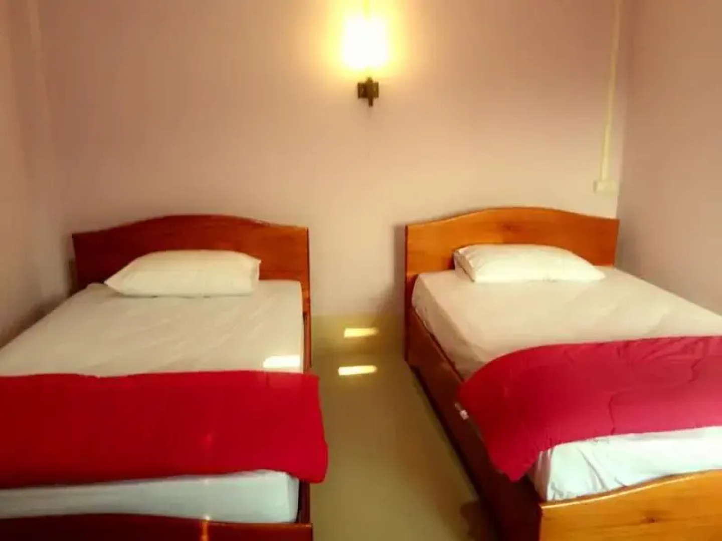 Phetchinda Guesthouse
