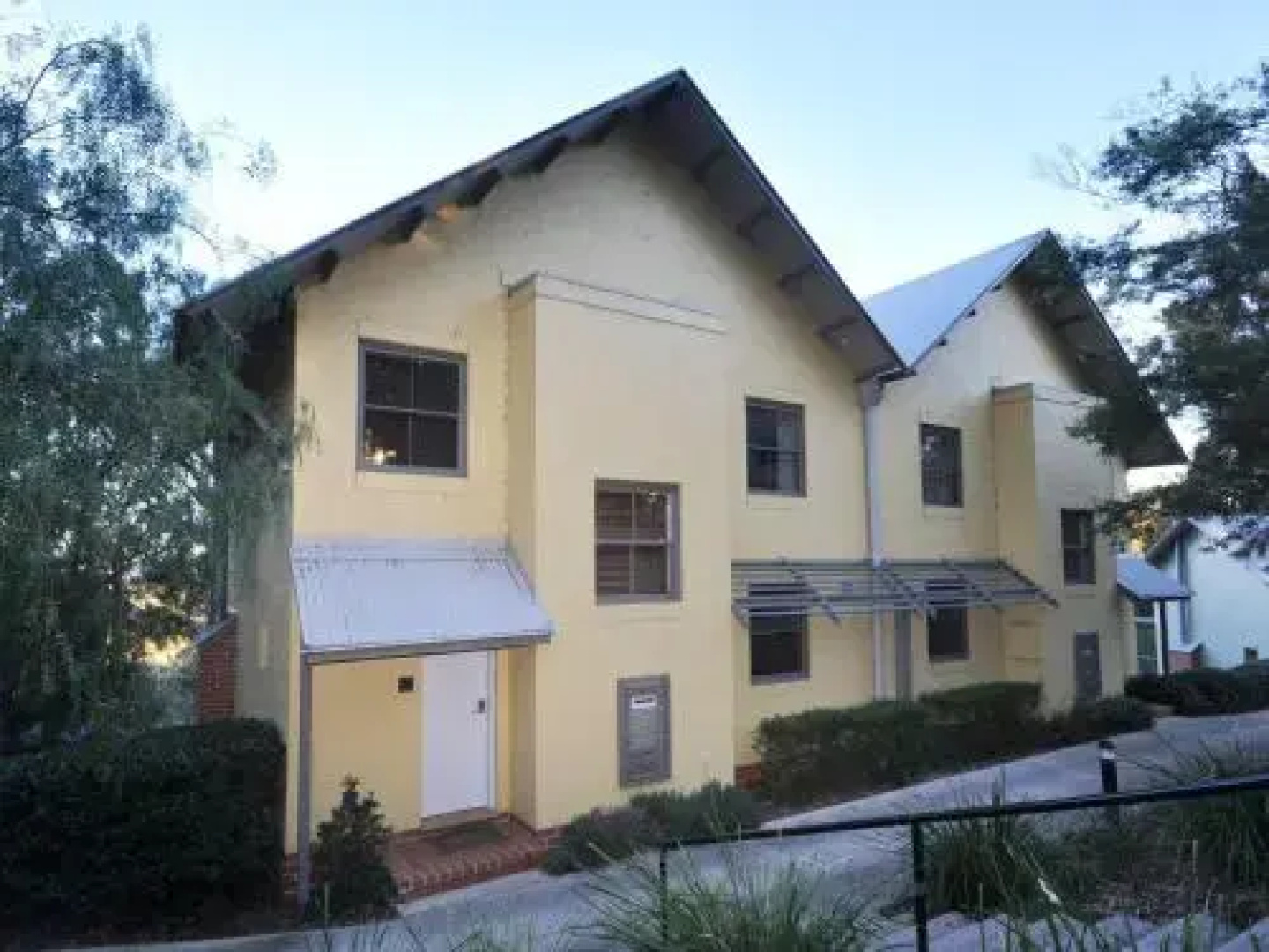 Villa 3br Vista Resort Condo located within Cypress Lakes Resort (nothing is more central)