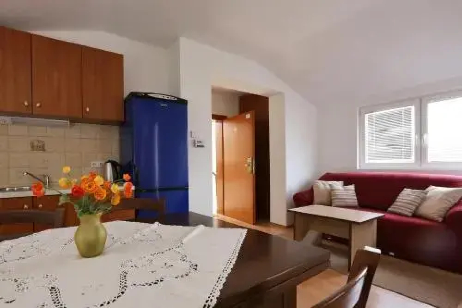 Times Inn Rooms and Apartments