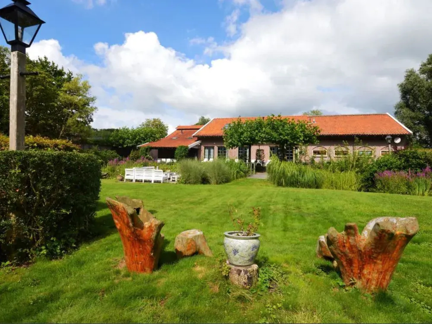 Wake Up Call Bed & Breakfast
