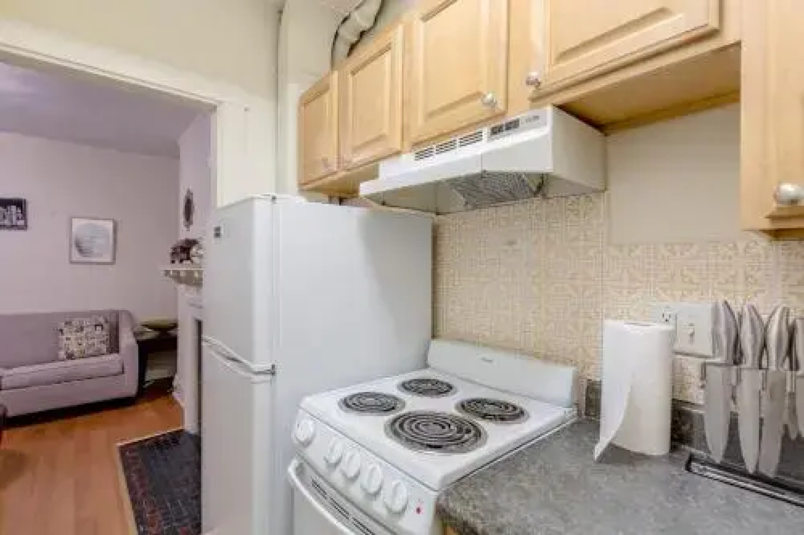 Kenmore Apartments by Starlight Suites