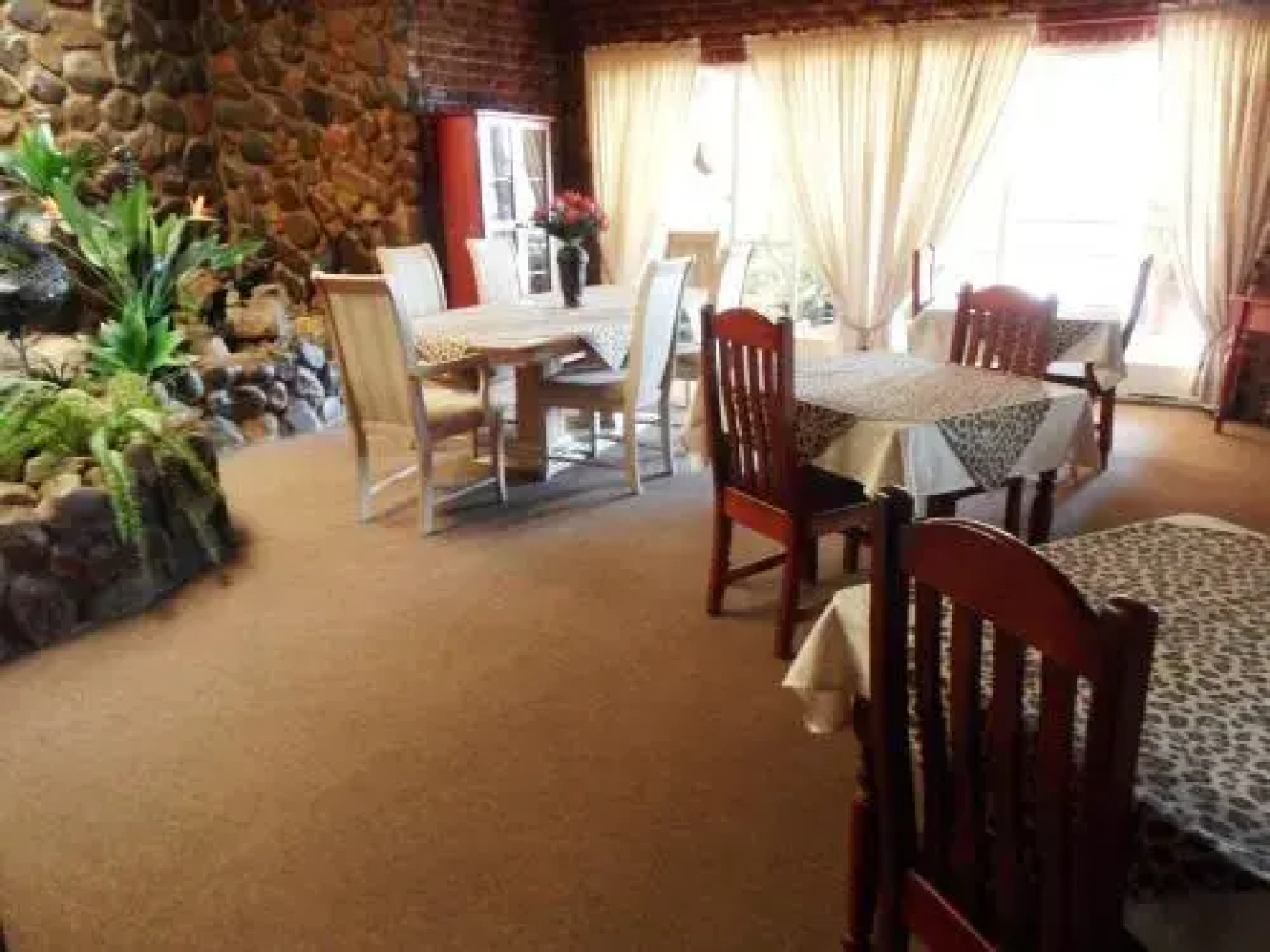 Valley View Lodge