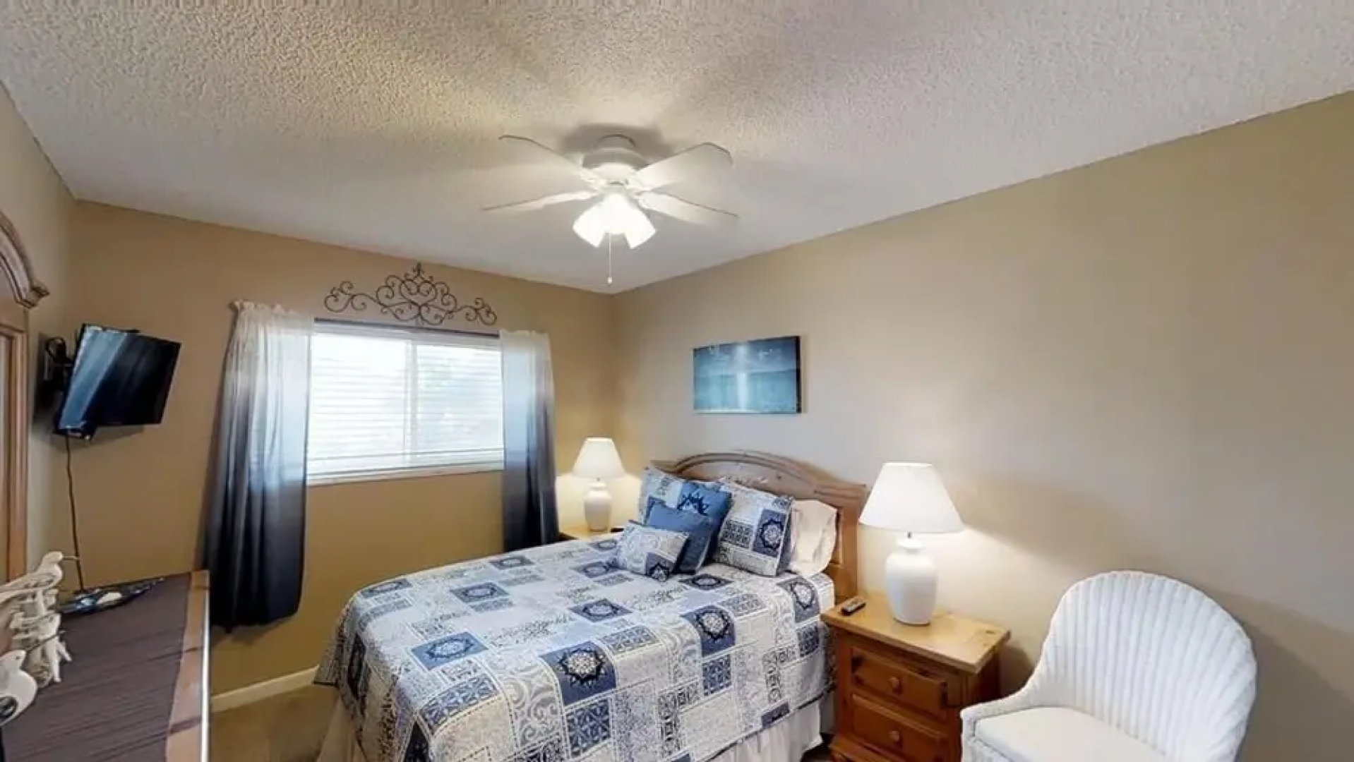 Oceans 90 - 3 Br Condo