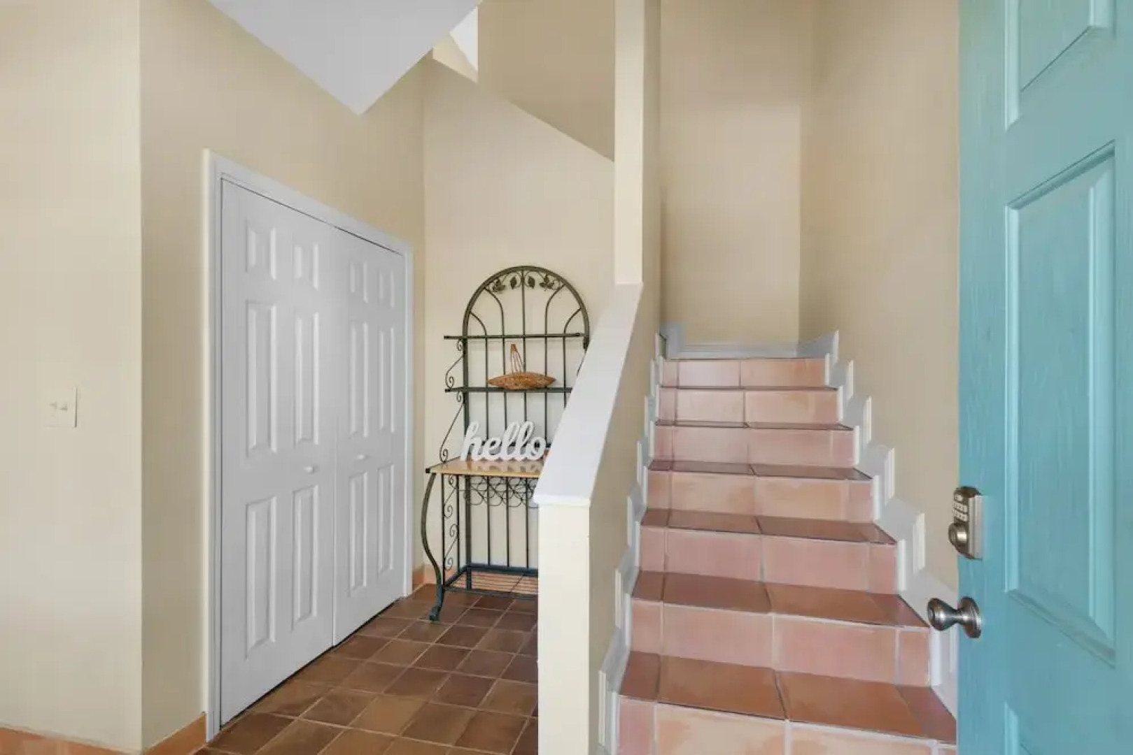 Santa Rosa Delight - 3 Br Townhouse