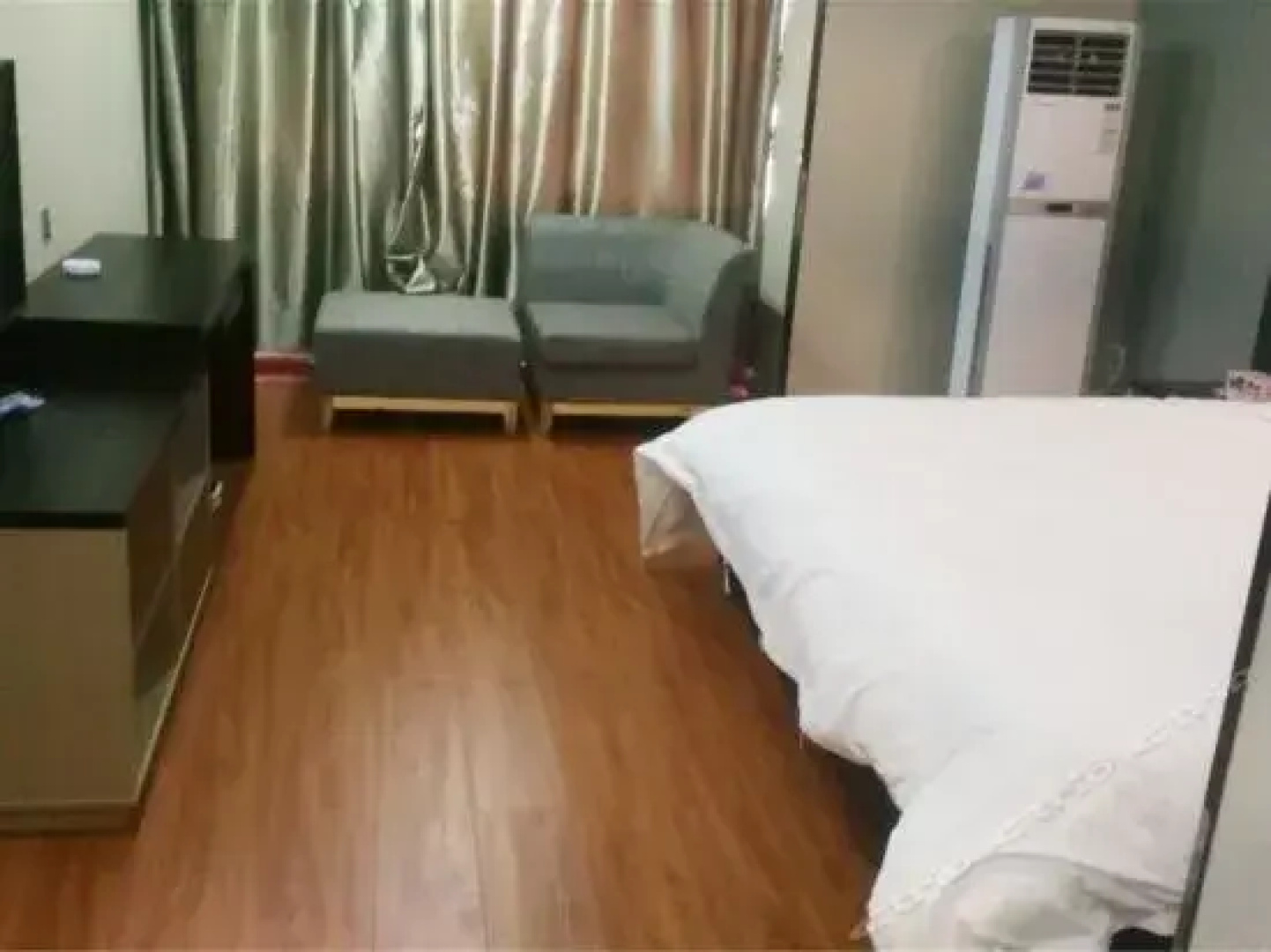 Wanhao Hotel- Xuesong Avenue Branch