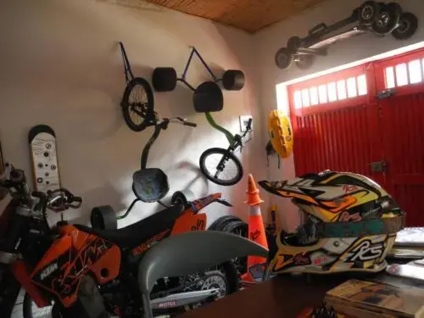 RollinKeepers Hostel