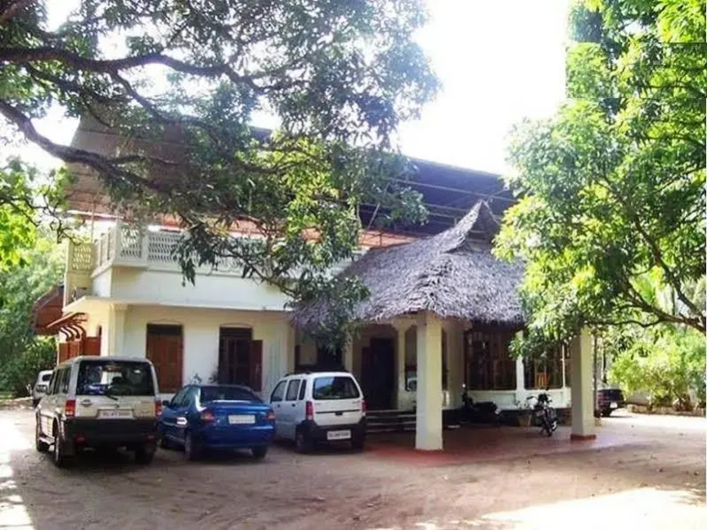 Shanthitheeram Lakeside Heritage Resort