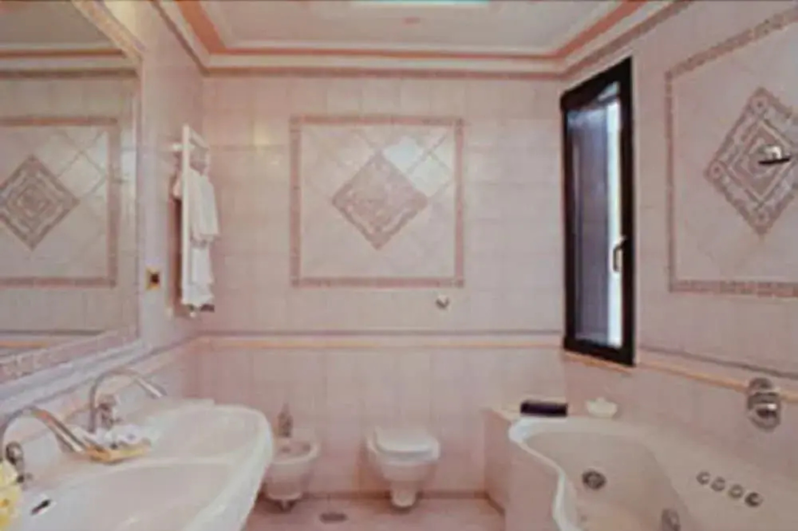 Kristall Palace Hotel