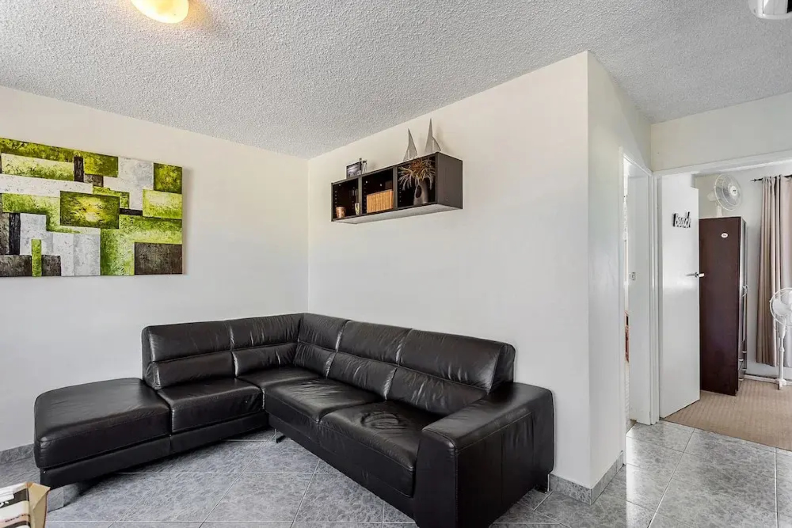 Sunset Court, Unit 1, 3 Resthaven Avenue