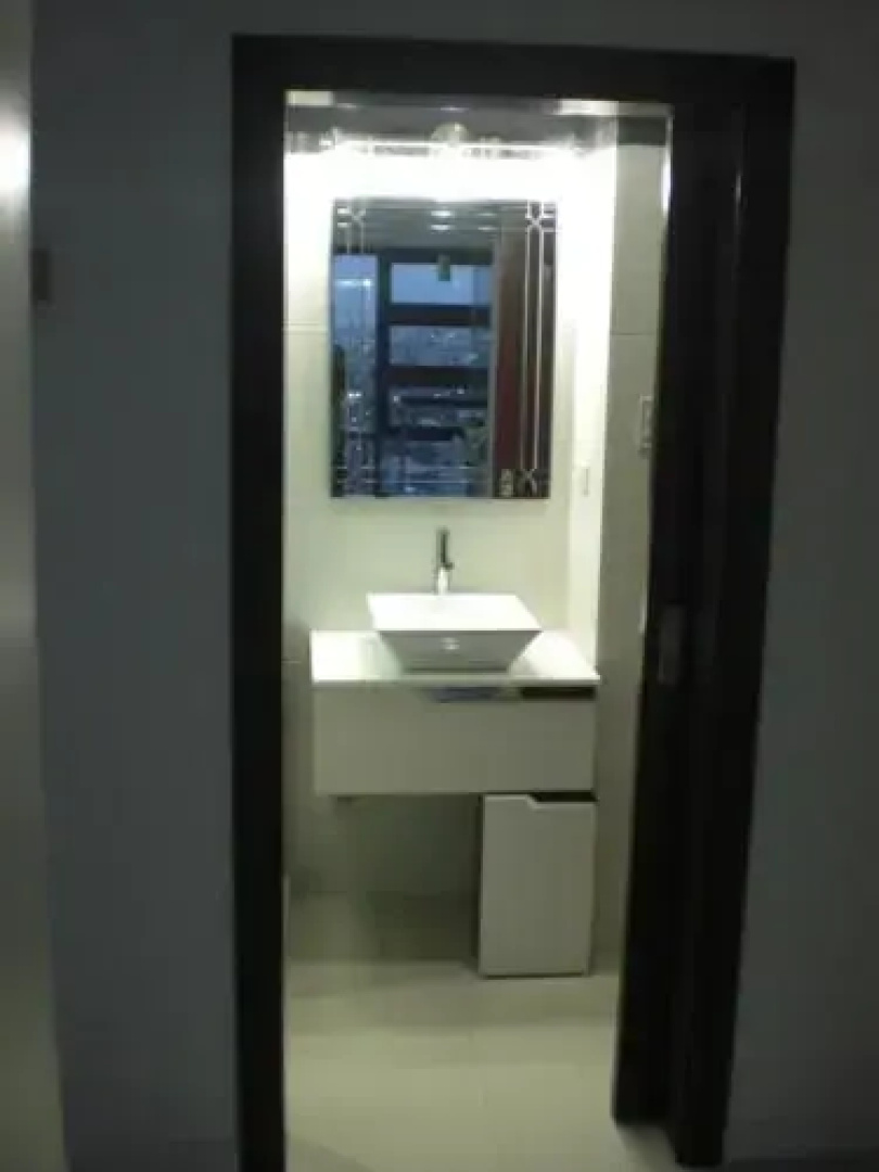Crown Regency Suites