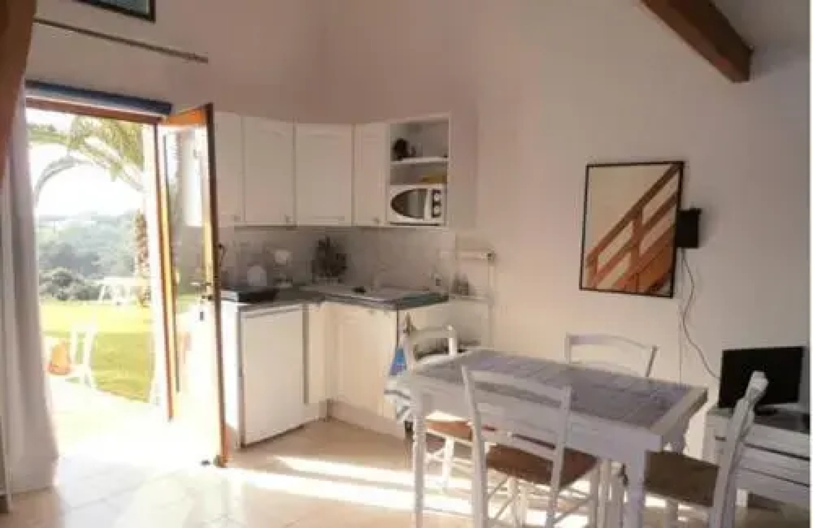 Studio-mezzanine dans villa