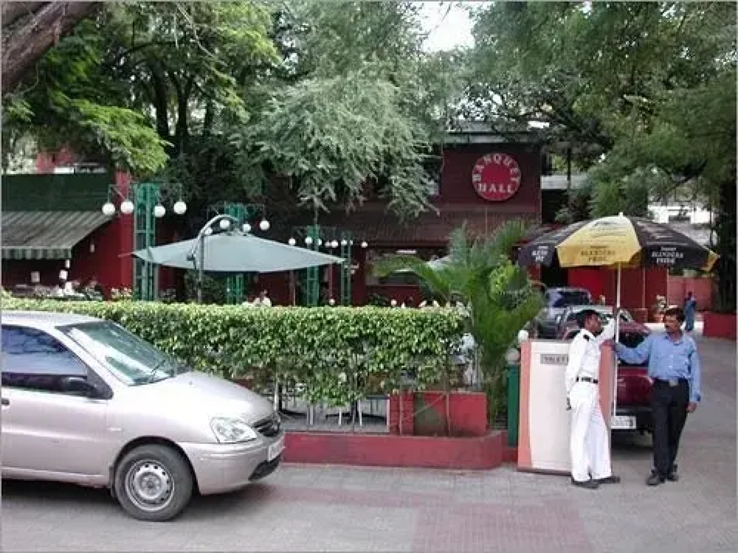 OYO Premium Paradise Secunderabad