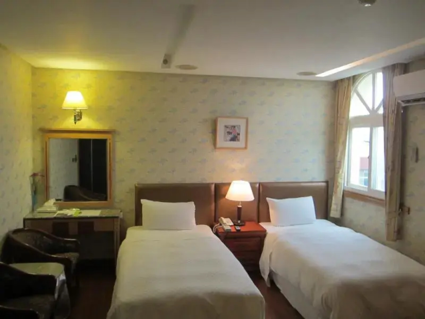 Chien Li Fu Hotel