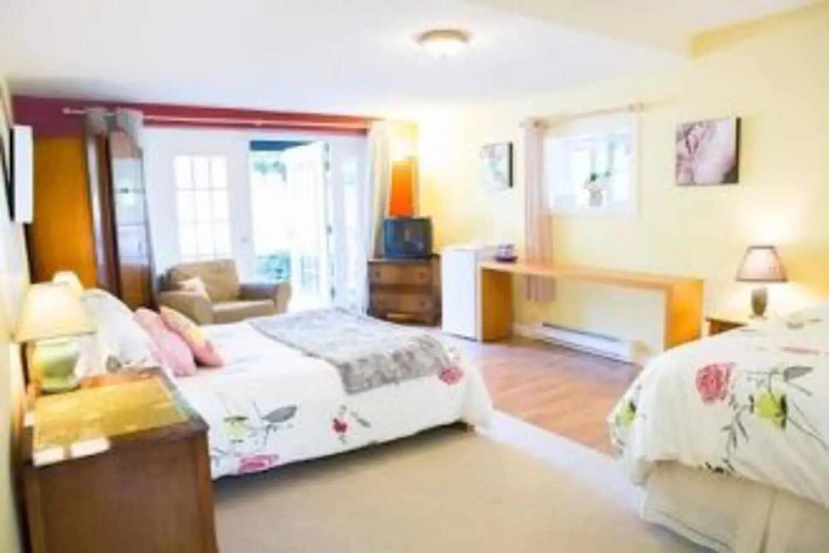 Whitley House Bed & Breakfast