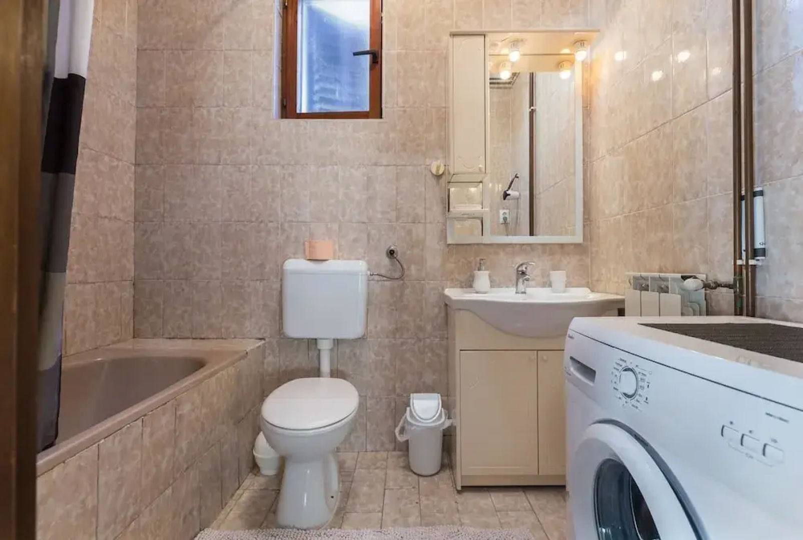 Apartment Dorjan Karmelo
