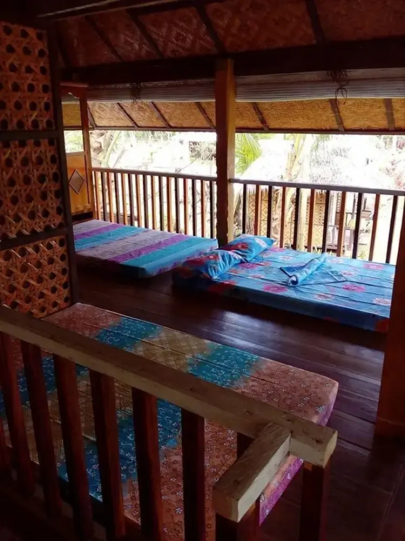 Batuan Hammock Hostel