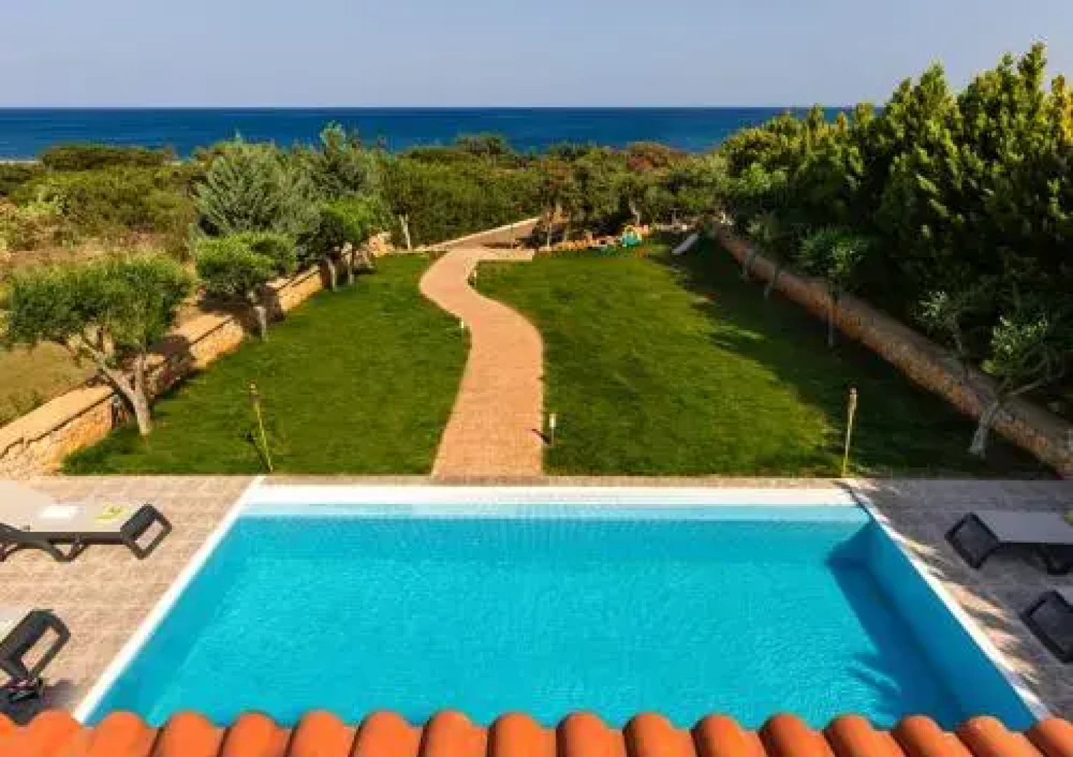 Gennadi Beach Villa