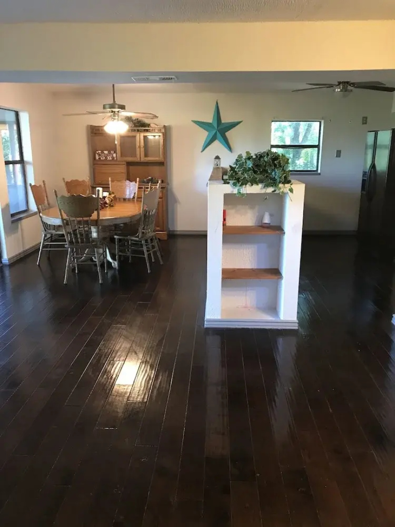 Beaver lake house