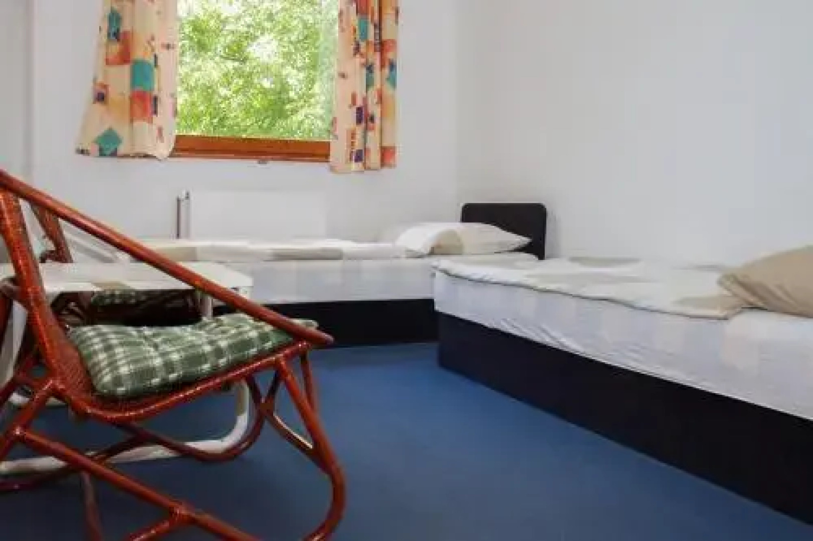 Familia Nyaraló 146