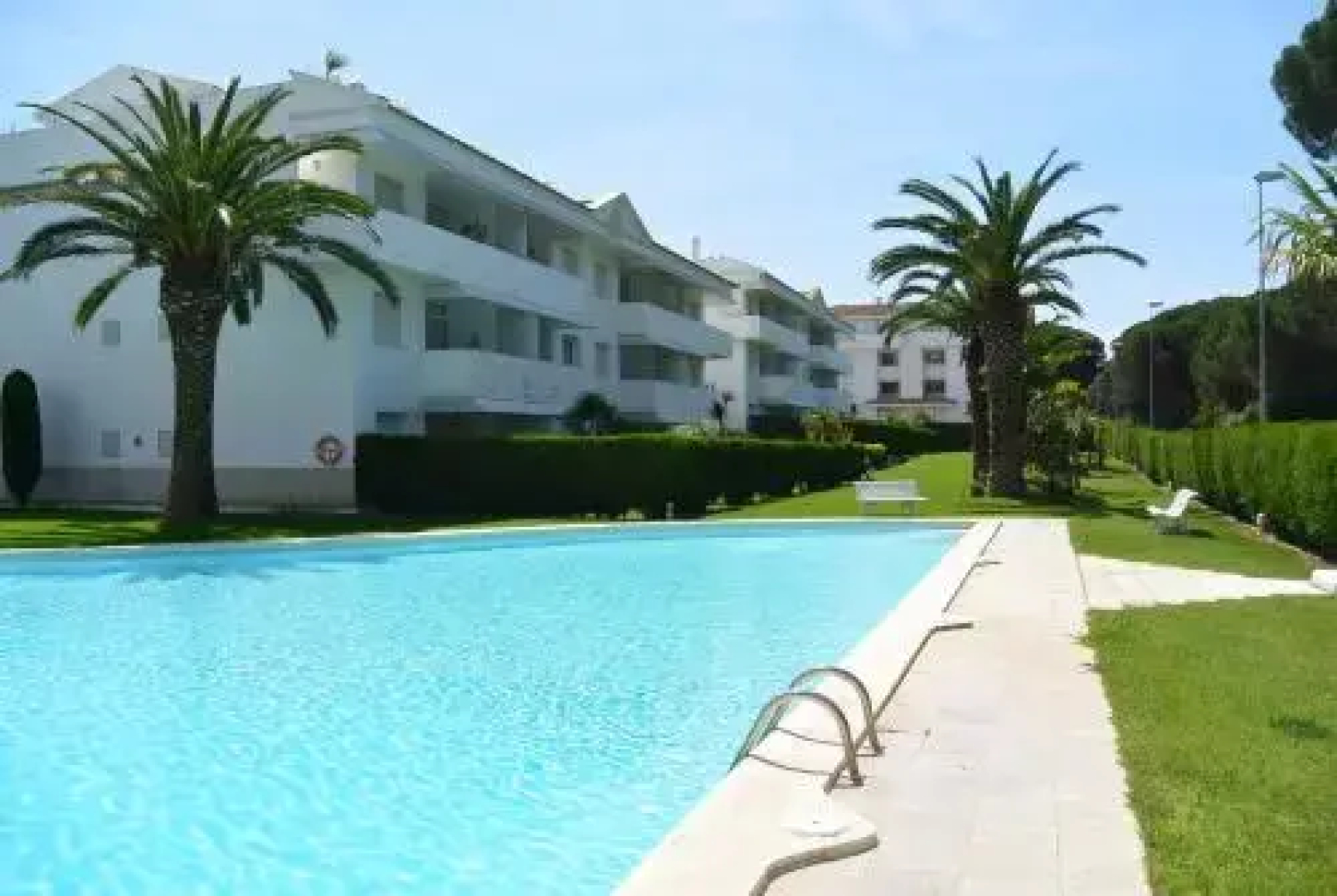 Apart. Green Club 101