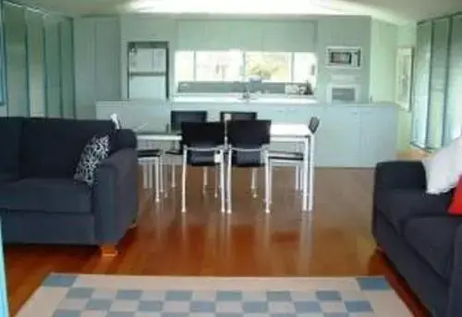 Beach House 2 - Tura Beach