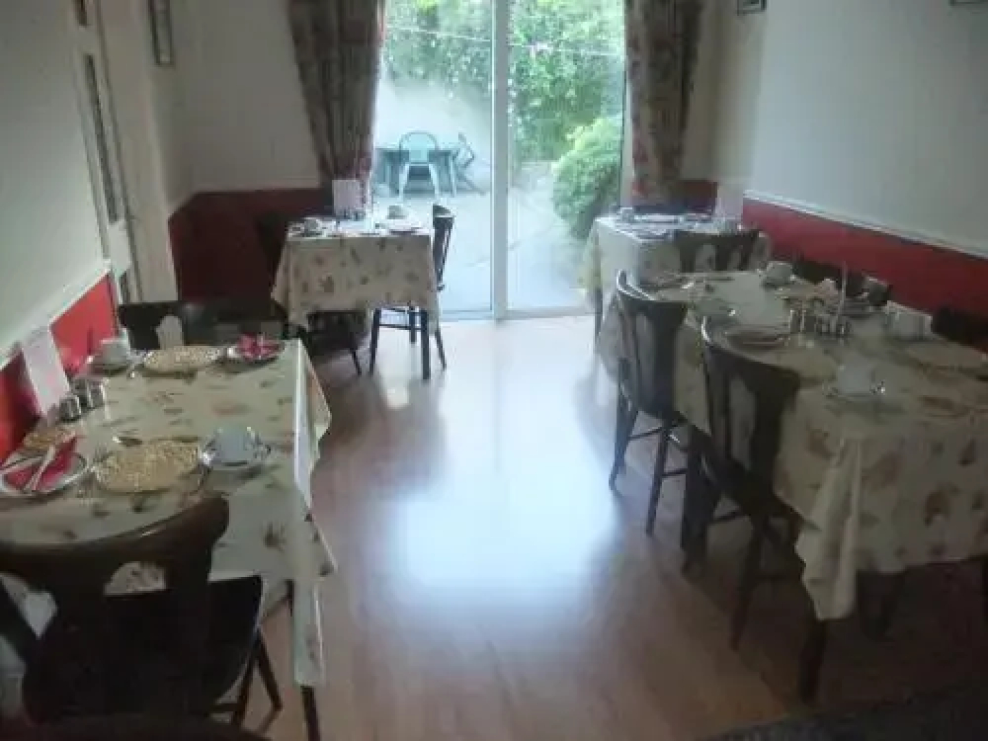 Sraid Eoin House