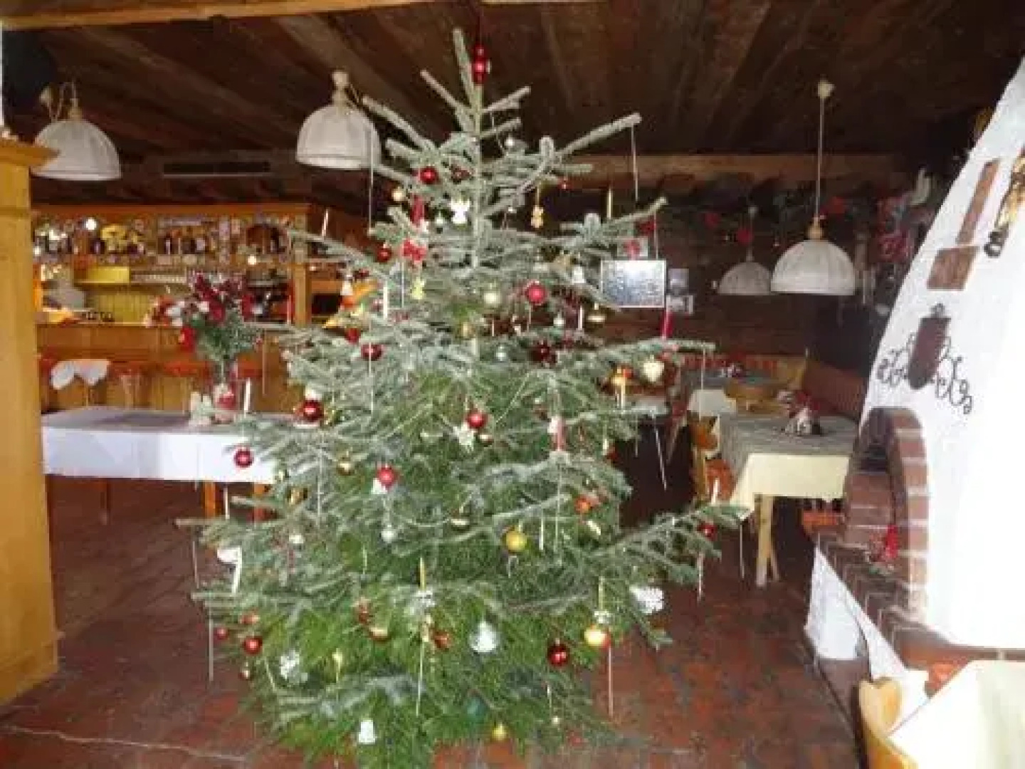 Gasthof Alpenrose und Pension Nina