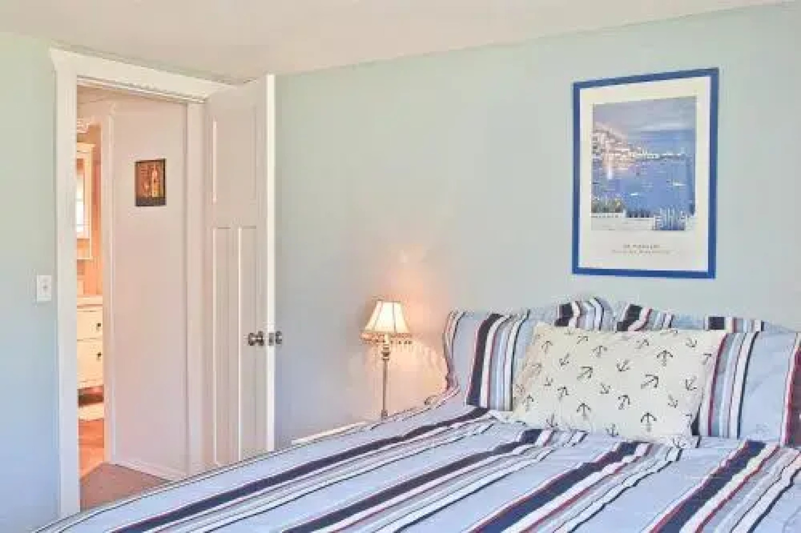 Ten Pines Cottage in Hoquiam