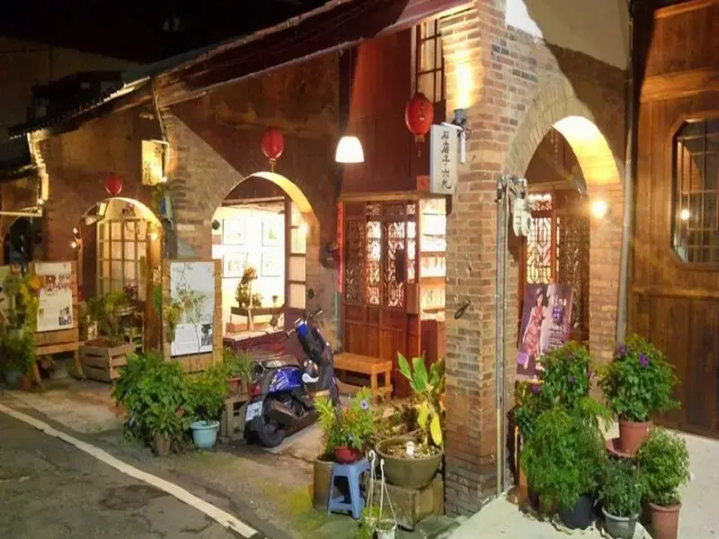 67 Old Street Backpacker Hostel
