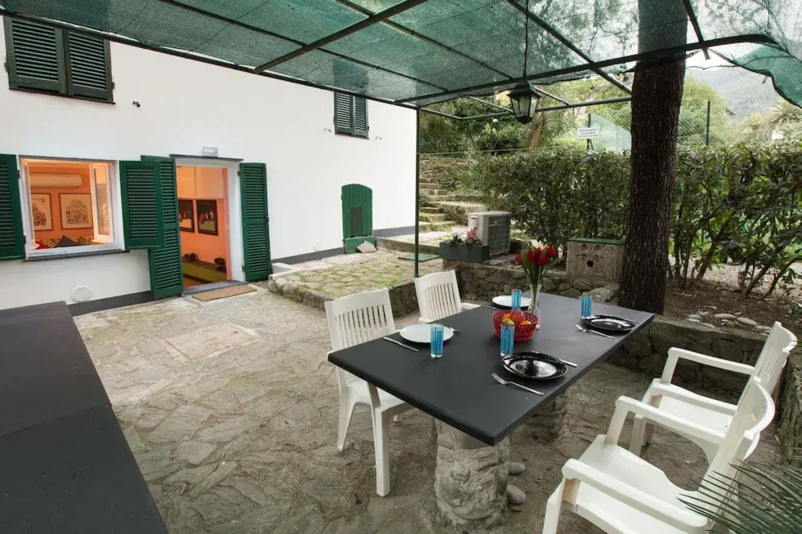 Nice Flat Private Patio Monterosso
