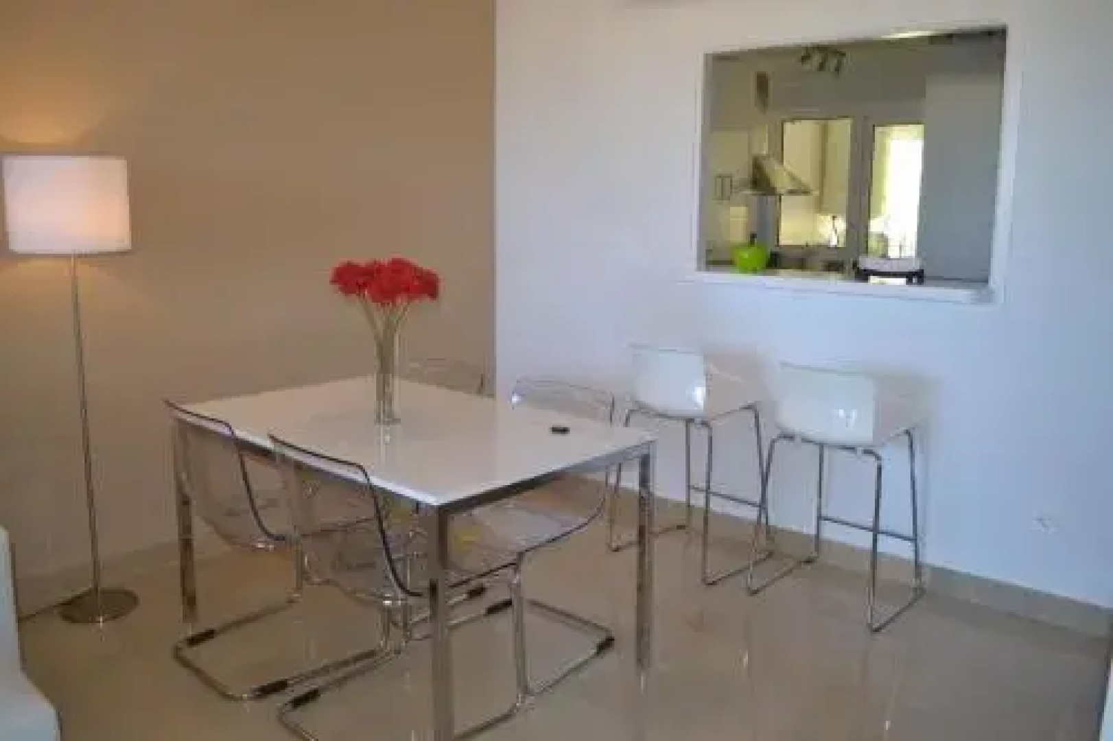 2114-Apt with nice terrace with pool view