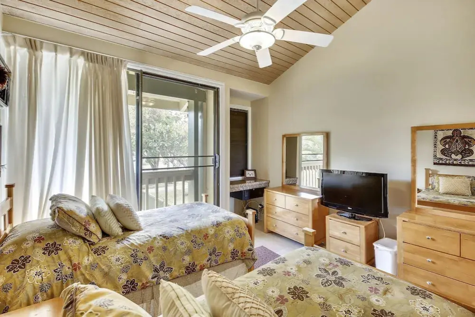 White Ginger Turtle Bay - 3 Br Condo