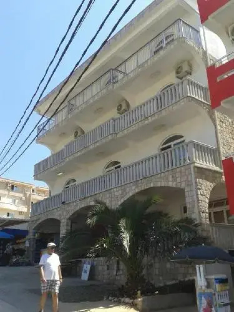 Apartments Aza