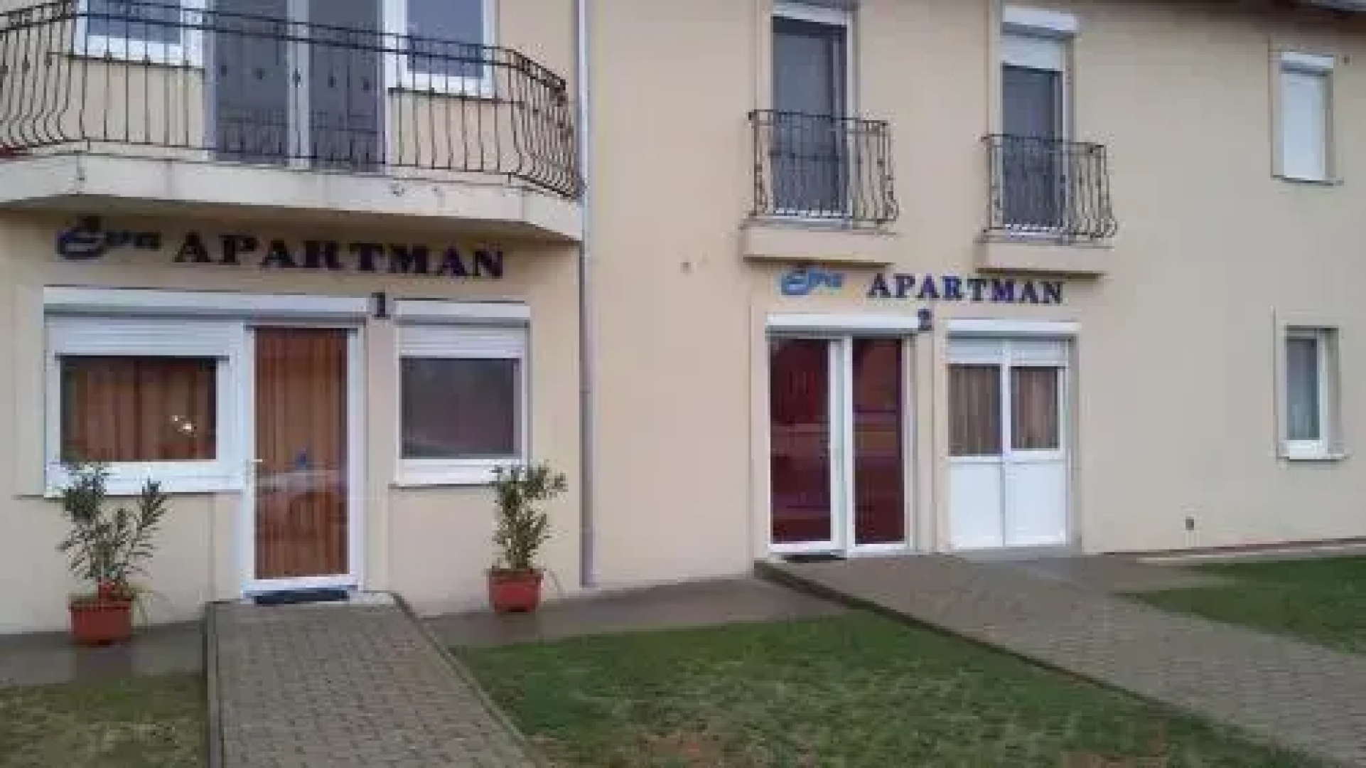 Éva Apartman