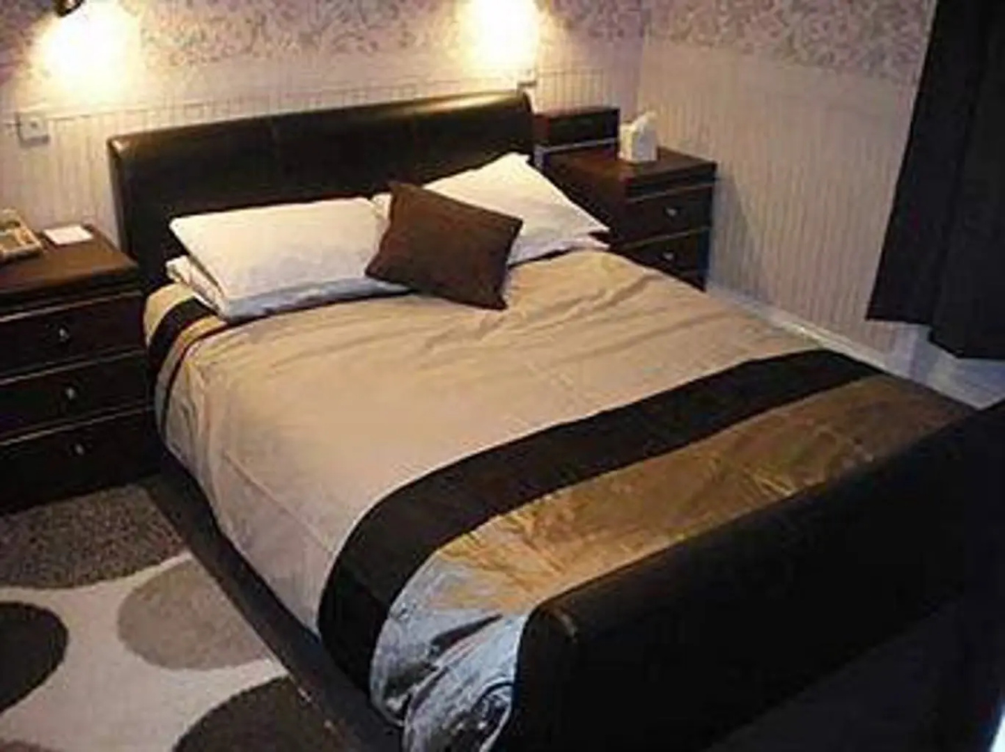 Claireville Hotel