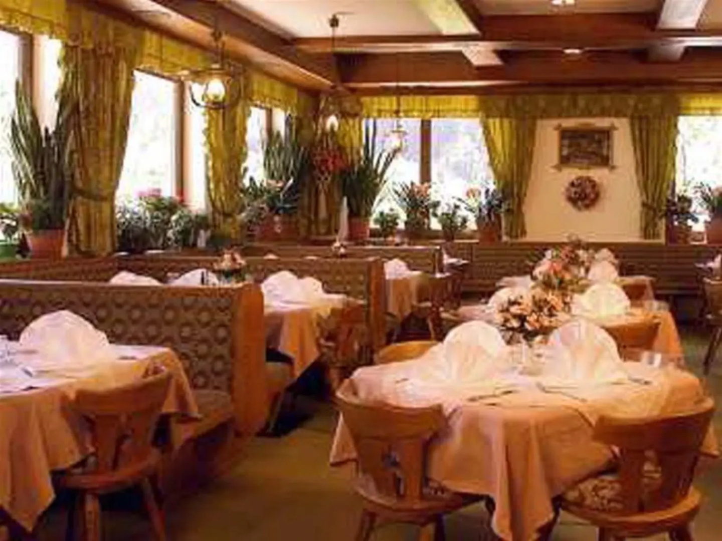 Gasthof Pension Alpenrose