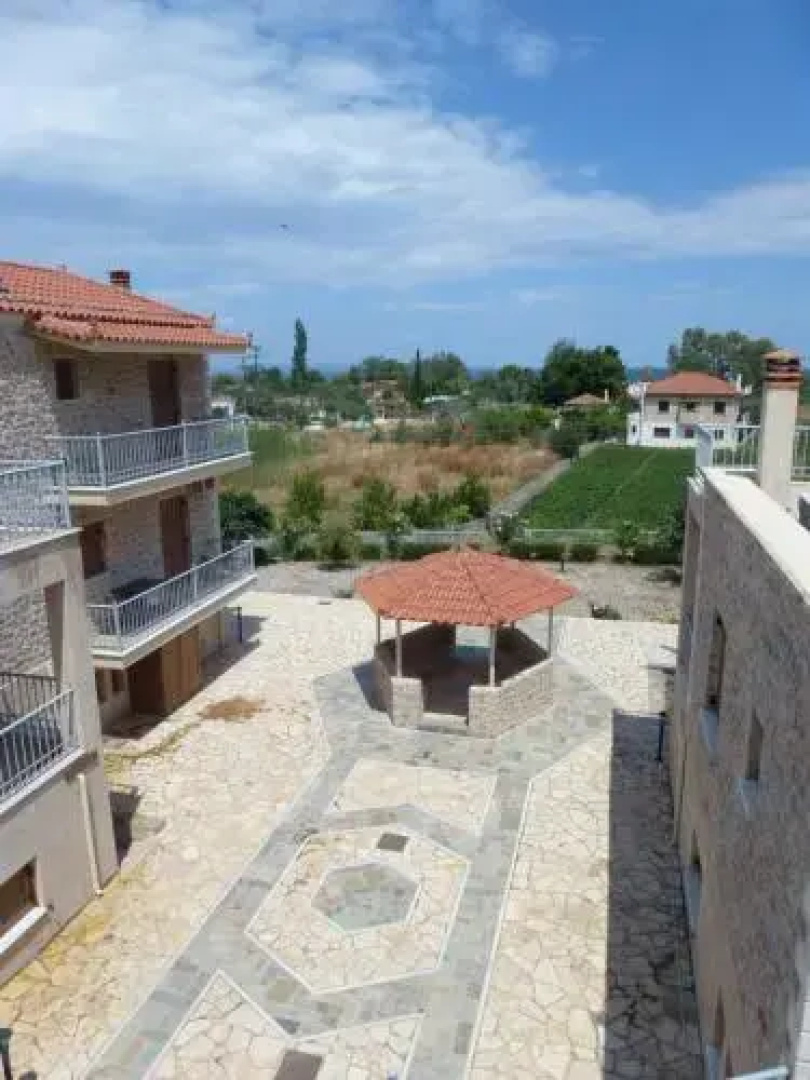 Karantonis House