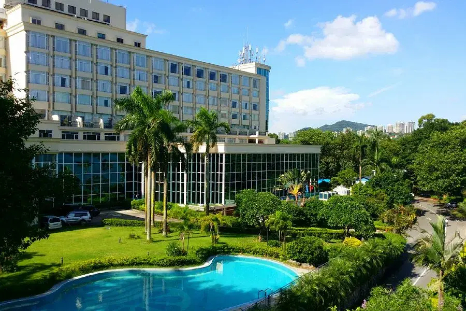 Scenic Holiday Hotel