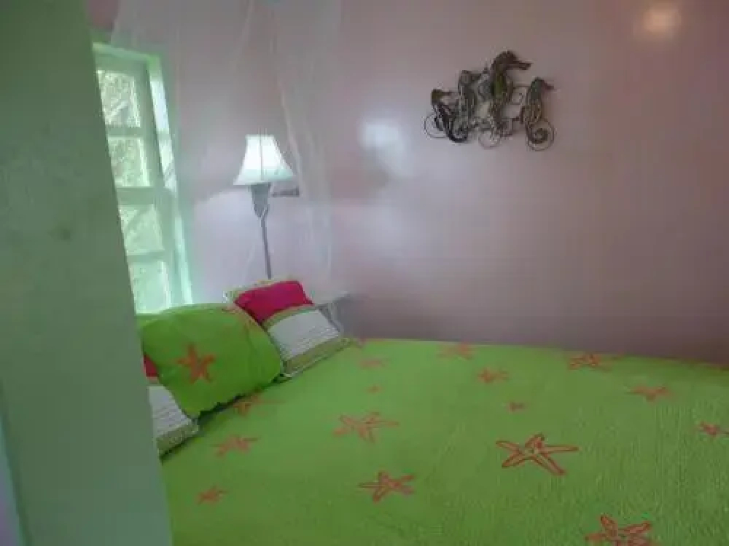 Guanaja Caribbean Cottages