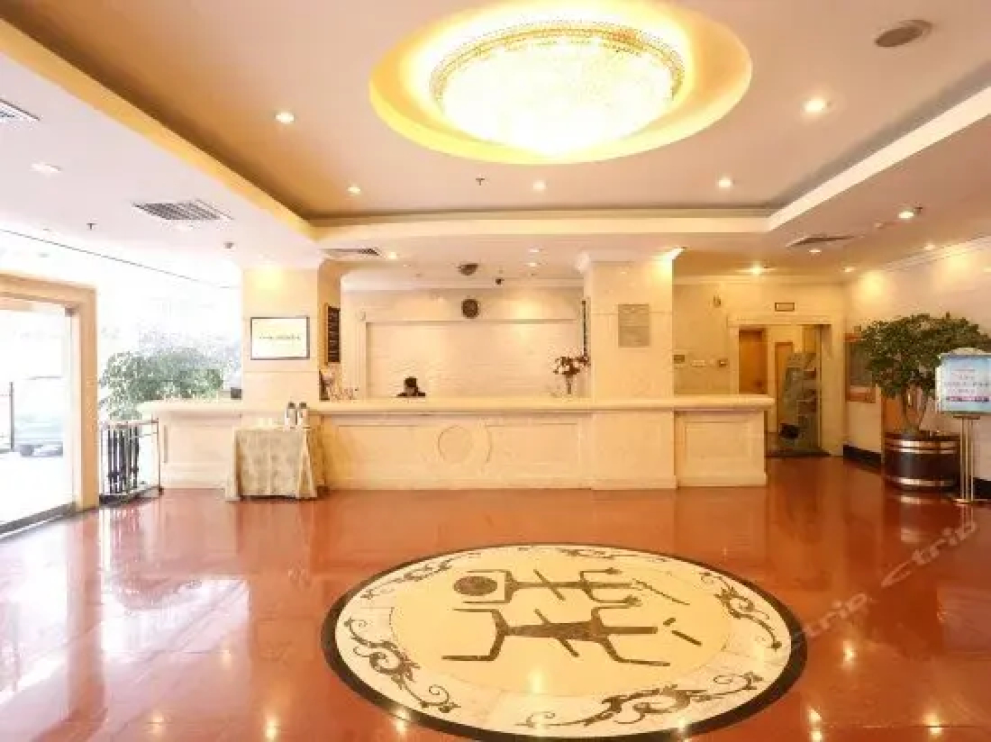 Chengdu Population Hotel