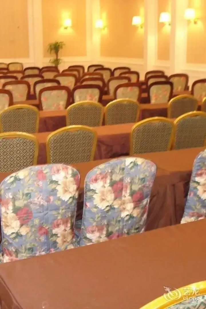 Oak Hotel Chongqing Oxford Street Branch