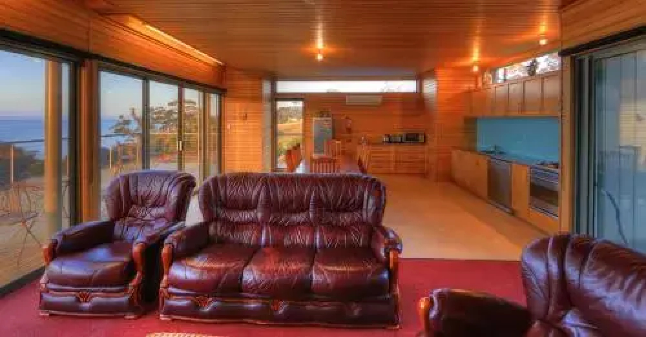 Captains Cabin Bligh Point on Bruny Island