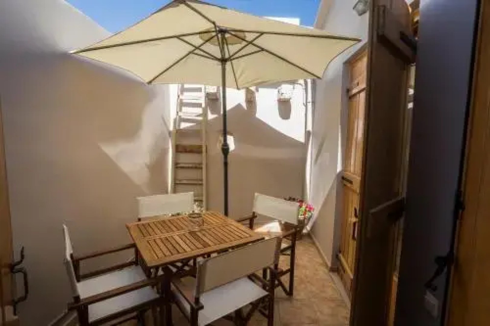 Horizon Deluxe House