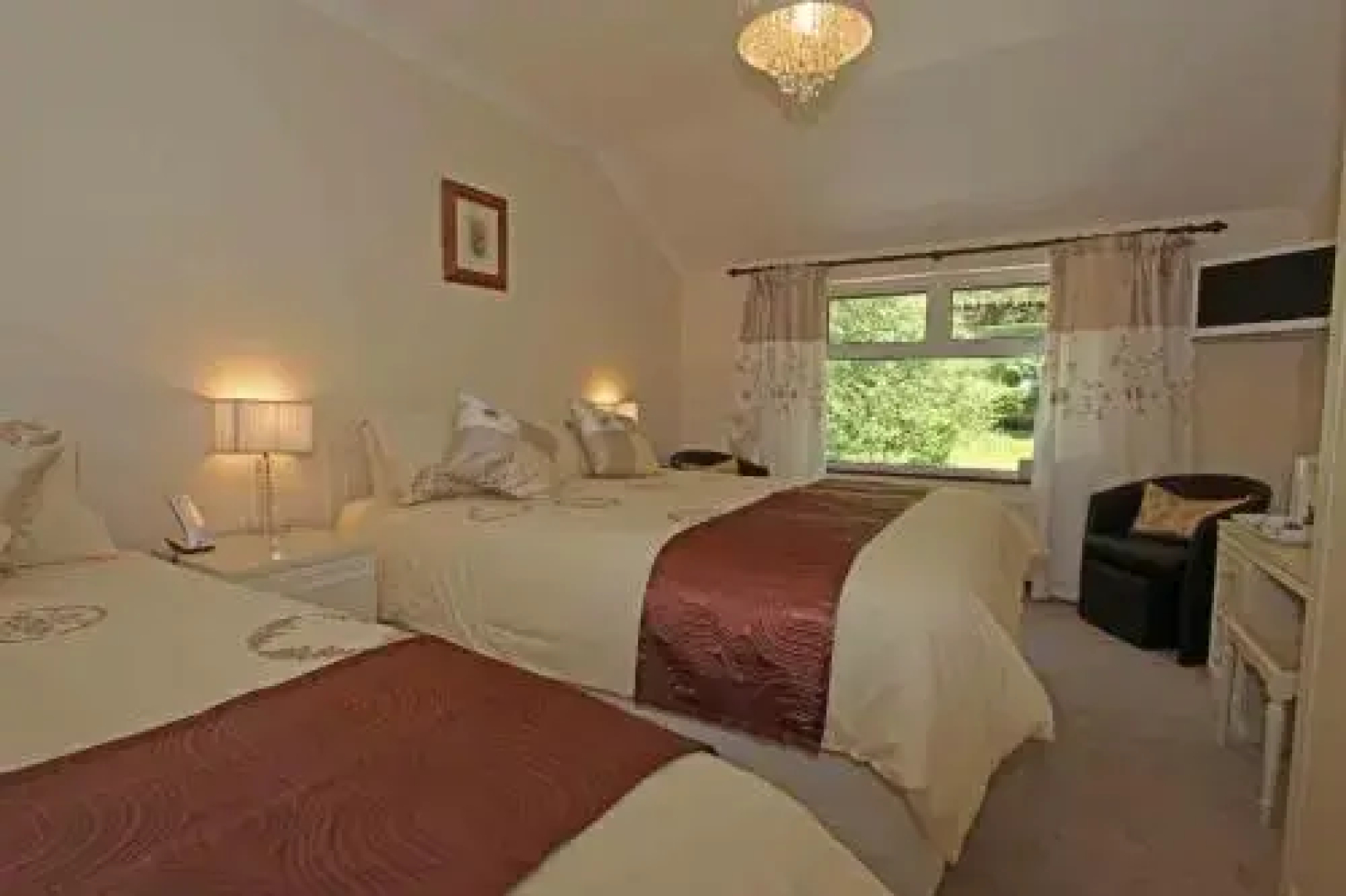 Bryn Eglwys Hotel