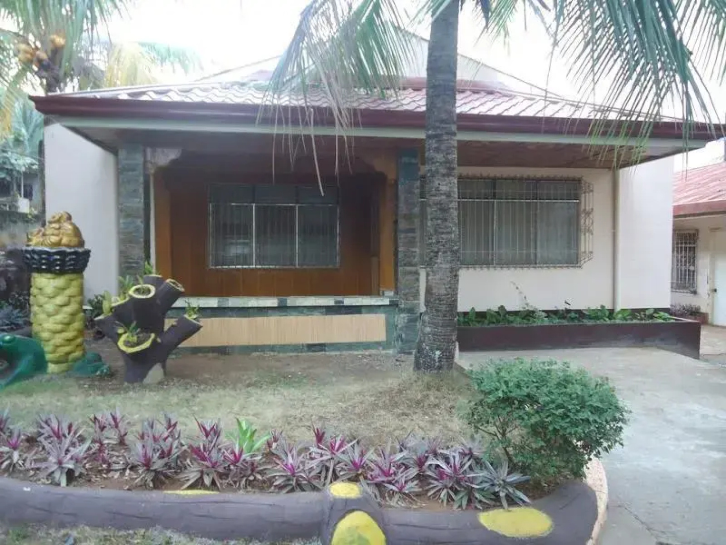 R and R Private Homes